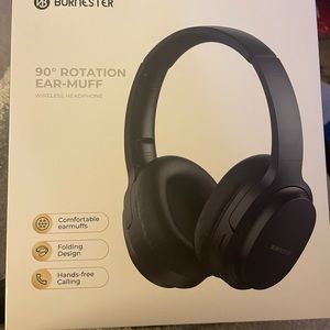 Wireless head phones